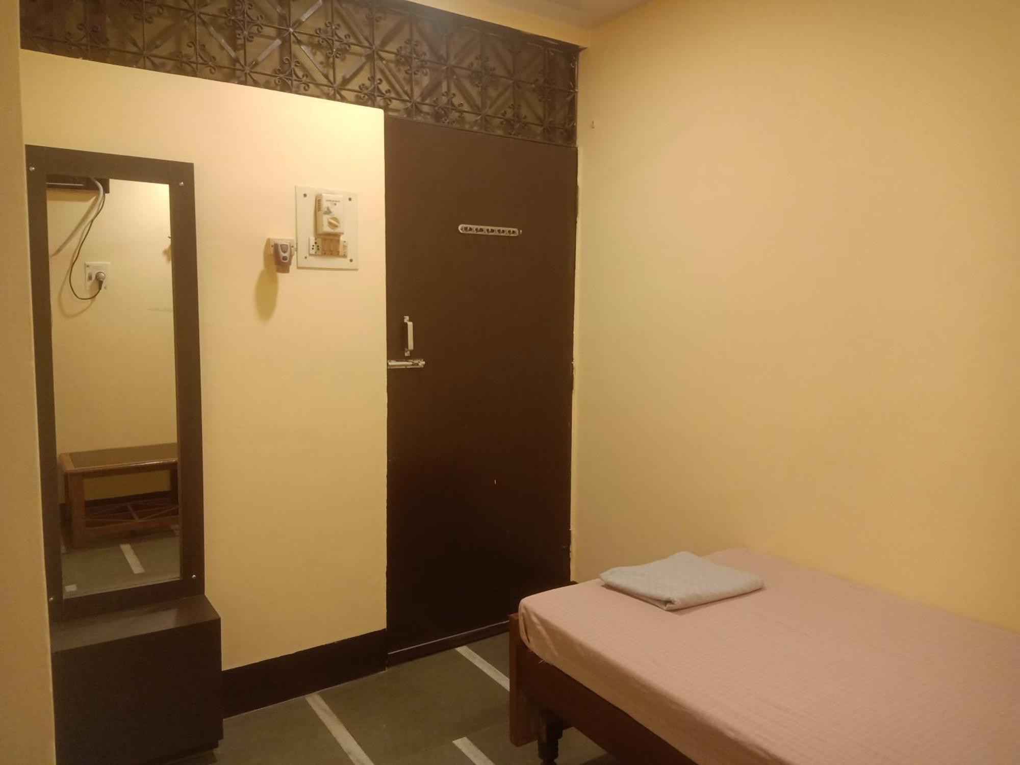 Scindhia Guest House Varanasi Ngoại thất bức ảnh