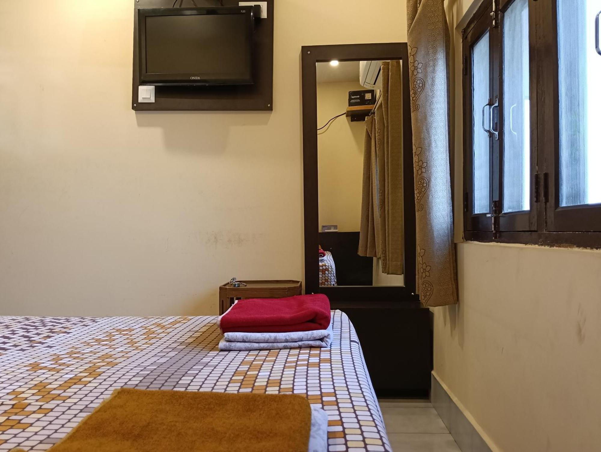 Scindhia Guest House Varanasi Ngoại thất bức ảnh