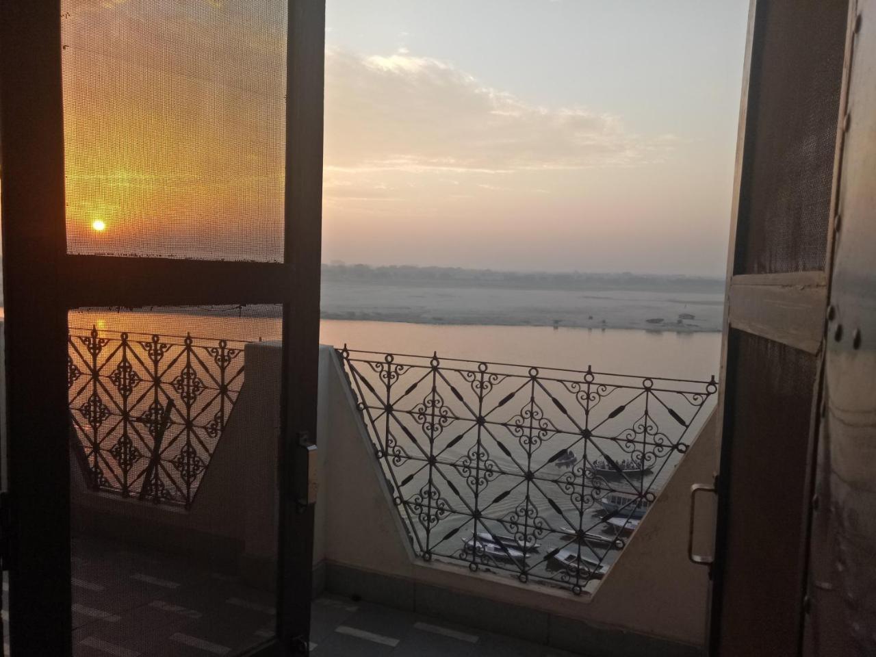 Scindhia Guest House Varanasi Ngoại thất bức ảnh